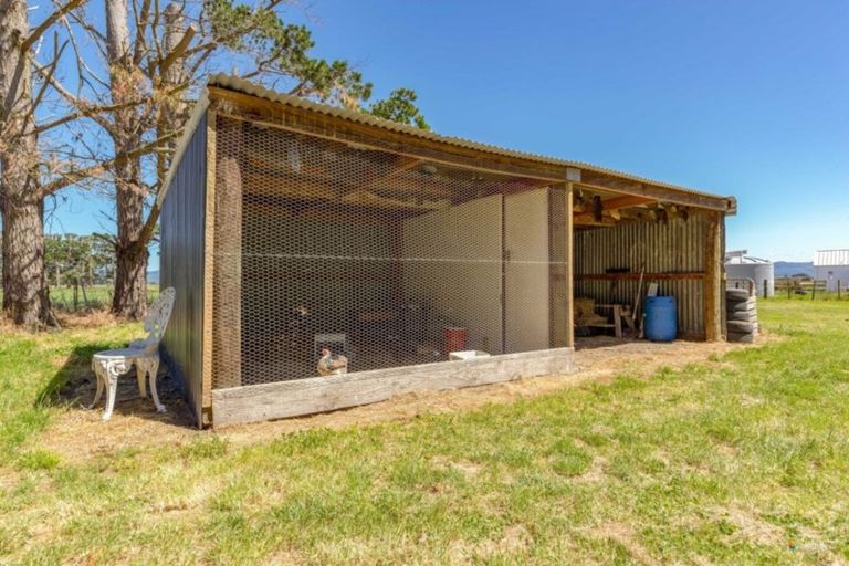 Photo of property in 308 Fabians Road, Morison Bush, Greytown, 5794