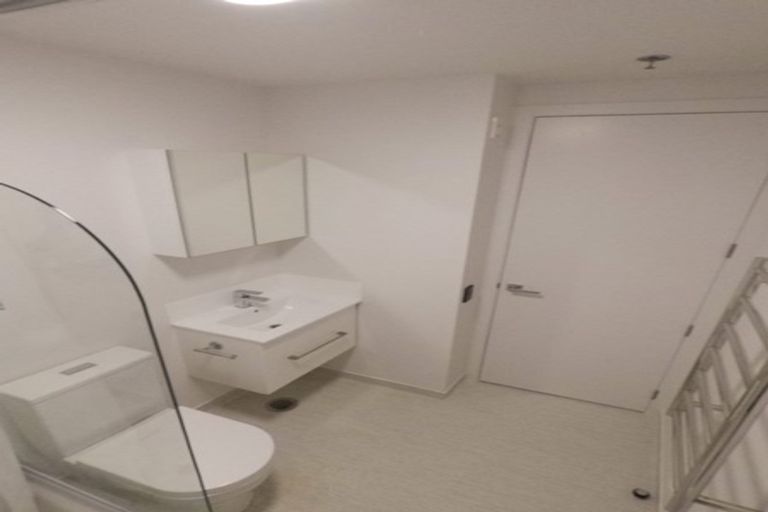 Photo of property in Vedado Apartments, 209/41u Hopper Street, Mount Cook, Wellington, 6011