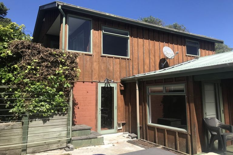 Photo of property in 72 Standen Street, Karori, Wellington, 6012