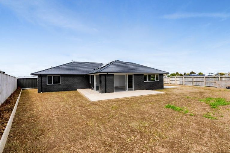 Photo of property in 9 Midsummer Avenue, Stratford, 4332