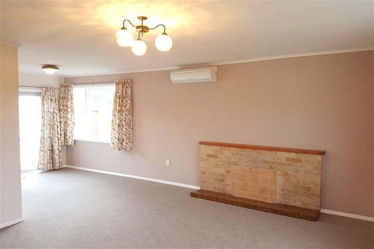 Photo of property in 25 Pembroke Street, Highbury, Palmerston North, 4412