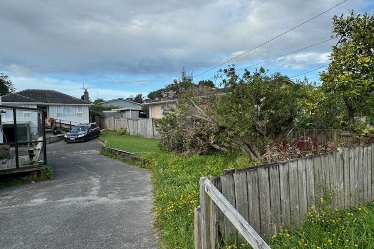Photo of property in 65 Routley Drive, Glen Eden, Auckland, 0602