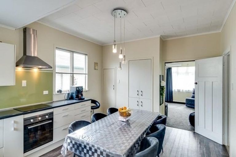 Photo of property in 215 Nottingley Road, Frimley, Hastings, 4120