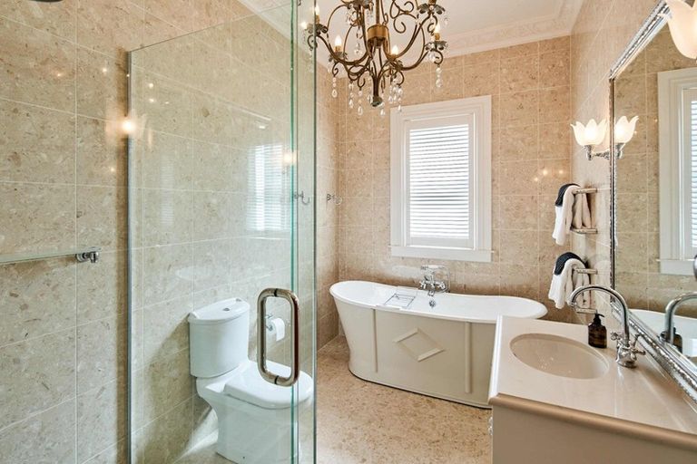 Photo of property in 30 Mcfarlane Street, Mount Victoria, Wellington, 6011