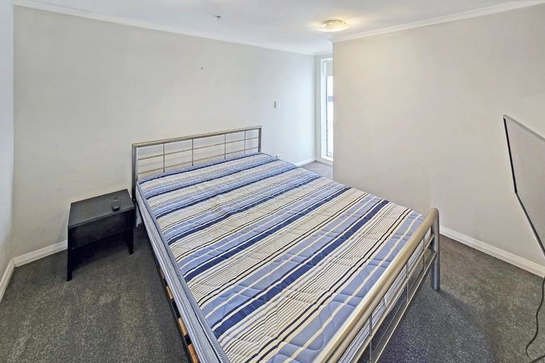 Photo of property in Monvie Apartments, 408/15 Holland Street, Te Aro, Wellington, 6011
