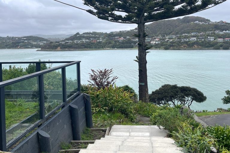 Photo of property in 52 Seaview Road, Paremata, Porirua, 5024