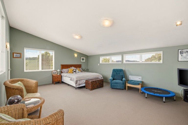 Photo of property in 2a Kaitemako Road, Welcome Bay, Tauranga, 3112