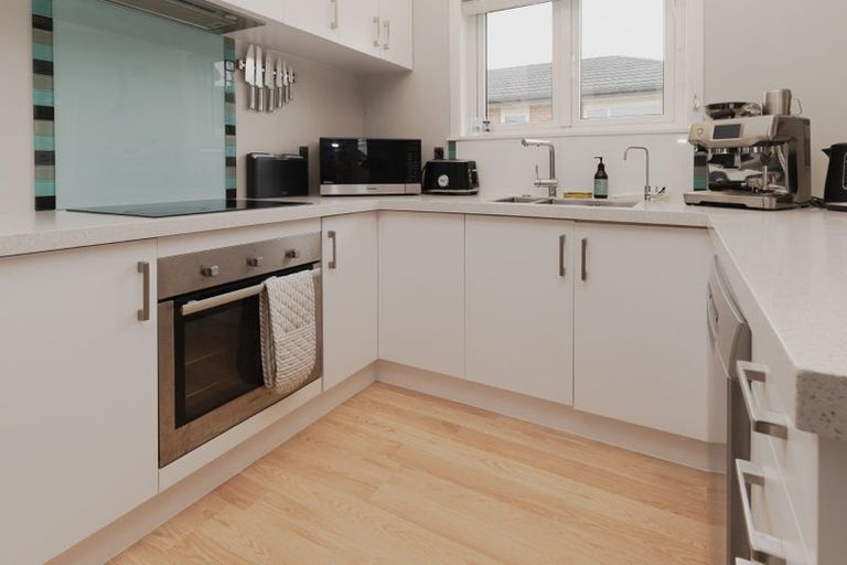 Photo of property in 23a Elliot Street, Howick, Auckland, 2014