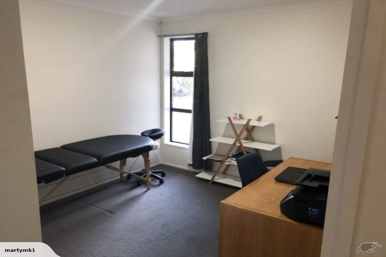 Photo of property in 33 Kotare Avenue, Rangiora, 7400