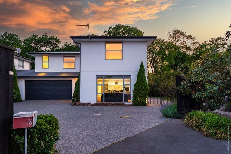 Photo of property in 18 Jennabelle Lane, Halswell, Christchurch, 8025