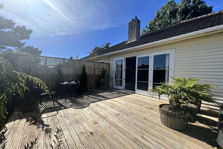 Photo of property in 141 Cobham Drive, Hamilton East, Hamilton, 3216