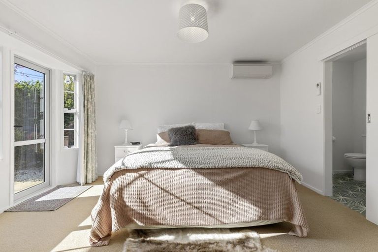 Photo of property in 26 Aubrey Crescent, Rainbow Point, Taupo, 3330