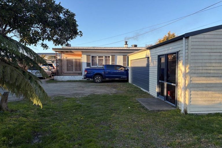 Photo of property in 88 Parkers Road, Tahunanui, Nelson, 7011