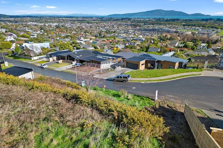 Photo of property in 83 Kotare Street, Waikanae, 5036