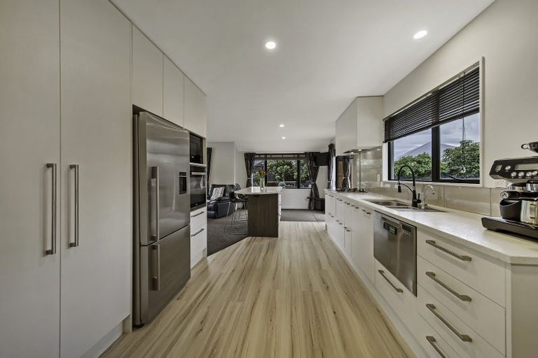 Photo of property in 11 Baltic Place, Northwood, Christchurch, 8051