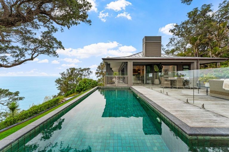 Photo of property in 25 Ti Point Road, Ti Point, Leigh, 0985