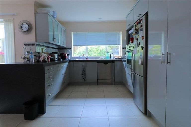 Photo of property in 22 Maybole Drive, Flat Bush, Auckland, 2016