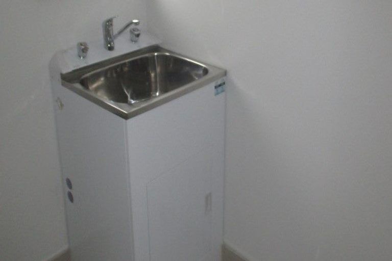 Photo of property in 21u4 Greensboro Street, Hamilton East, Hamilton, 3216