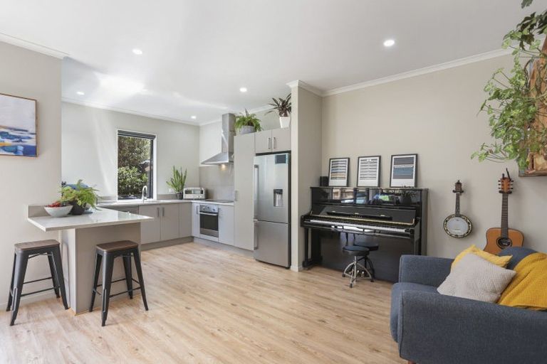 Photo of property in 8 Harakeke Road, Hobsonville, Auckland, 0616