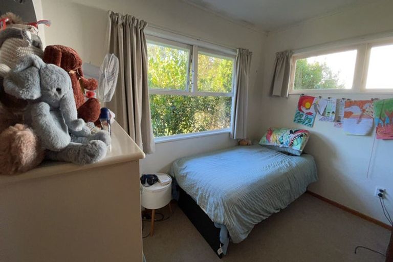 Photo of property in 36 Trinidad Road, Sunnynook, Auckland, 0620