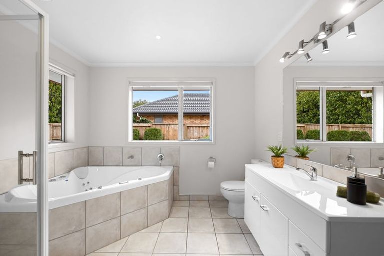 Photo of property in 7 Langdale Court, Huntington, Hamilton, 3210