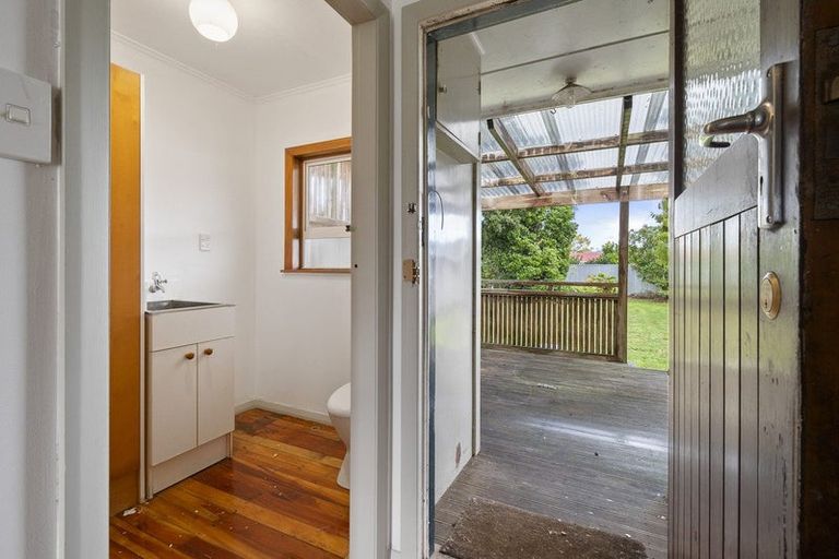 Photo of property in 22 Waterloo Crescent, Hokowhitu, Palmerston North, 4410