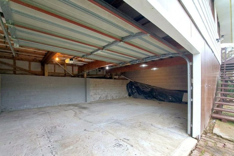 Photo of property in 12 Wilkinson Way, Browns Bay, Auckland, 0630