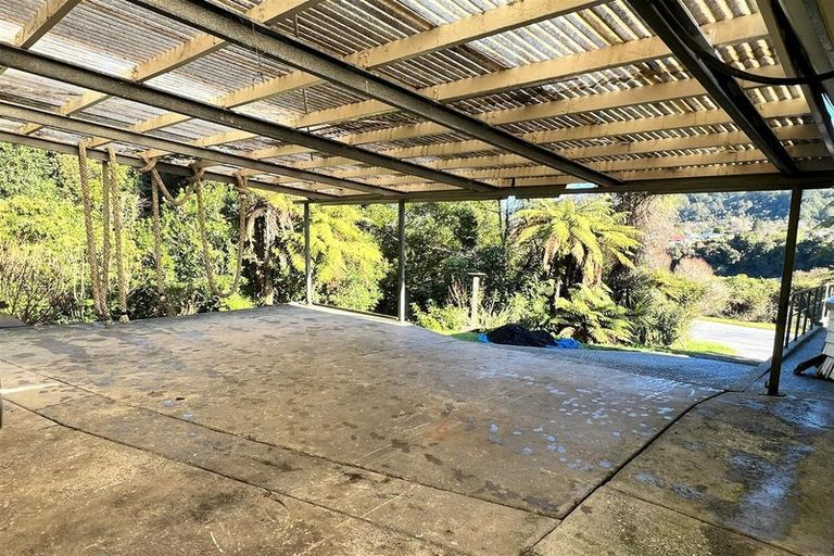 Photo of property in 1042 Main Road, Dobson, Greymouth, 7805