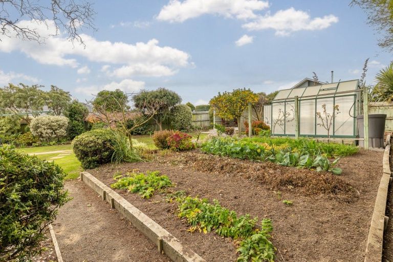 Photo of property in 43 James Drive, Diamond Harbour,  8971