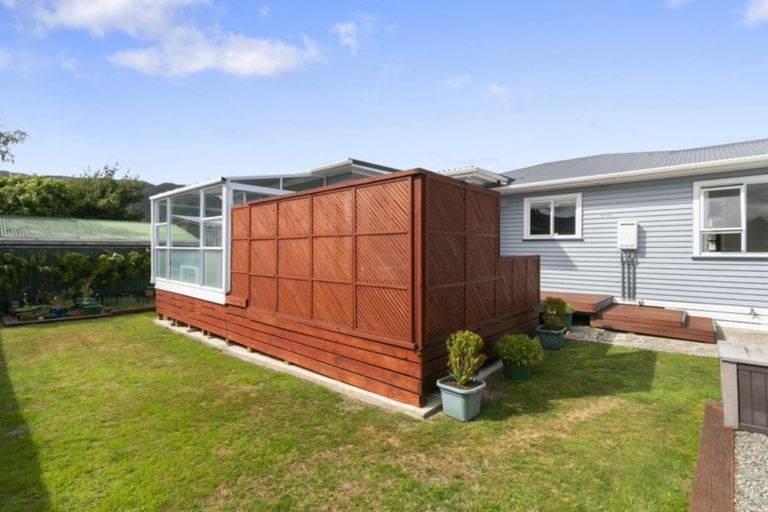 Photo of property in 3 Kent Street, Wainuiomata, Lower Hutt, 5014