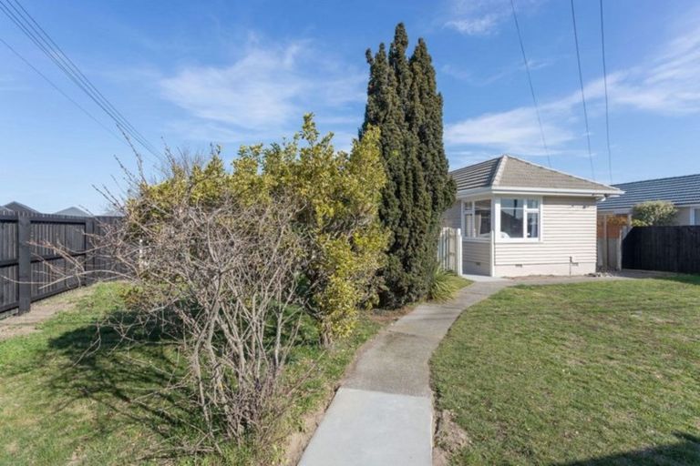 Photo of property in 6 Reginald Street, Burwood, Christchurch, 8083