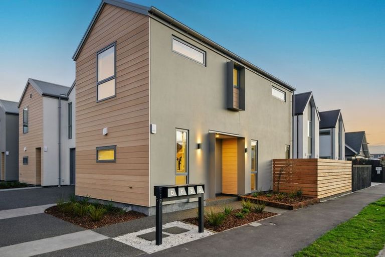 Photo of property in 112b Edgeware Road, St Albans, Christchurch, 8014