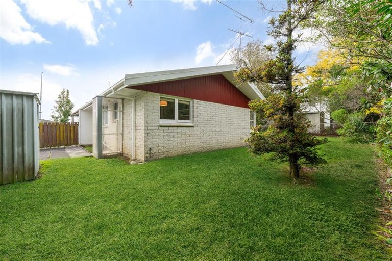 Photo of property in 2/375 Pakuranga Road, Pakuranga Heights, Auckland, 2010