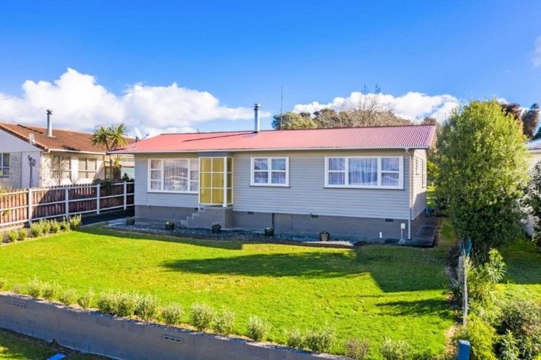 Photo of property in 11 Maire Street, Tikipunga, Whangarei, 0112
