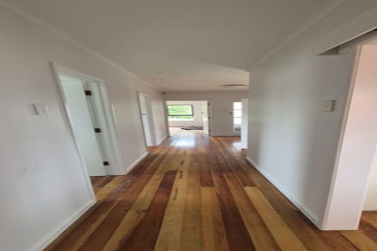 Photo of property in 3 Owens Road, Waiuku, 2123