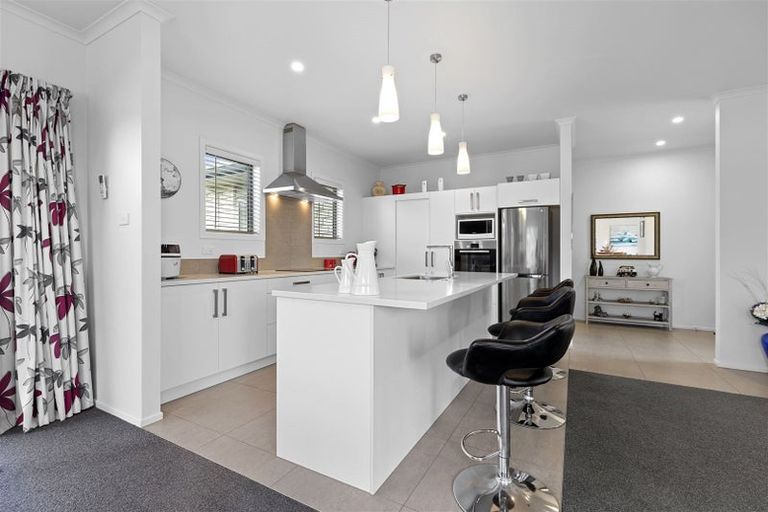 Photo of property in 65 Golden Sands Drive, Papamoa Beach, Papamoa, 3118