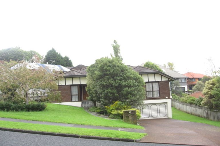 Photo of property in 74 Haseler Crescent, Howick, Auckland, 2014