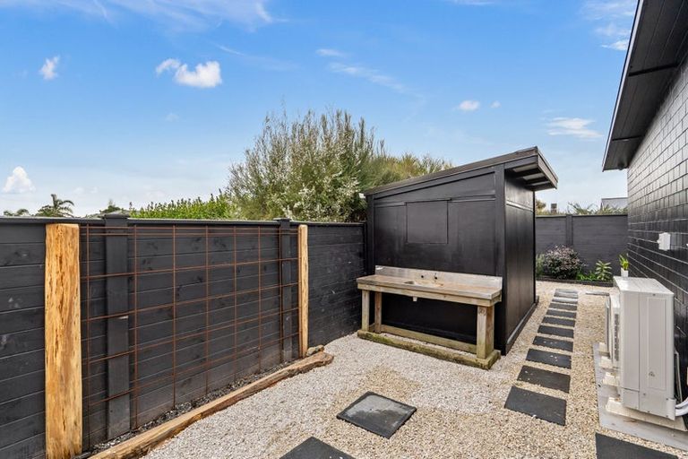 Photo of property in 23 William Gilbert Drive, Mangawhai, 0505
