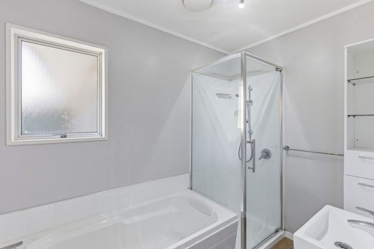 Photo of property in 71b Raumati Road, Raumati Beach, Paraparaumu, 5032