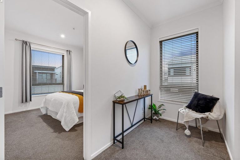 Photo of property in 16 Malcolm Calder Road, Hobsonville, Auckland, 0616