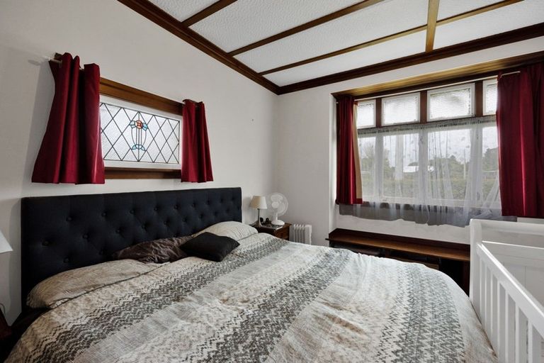 Photo of property in 30 Cloten Road, Stratford, 4332