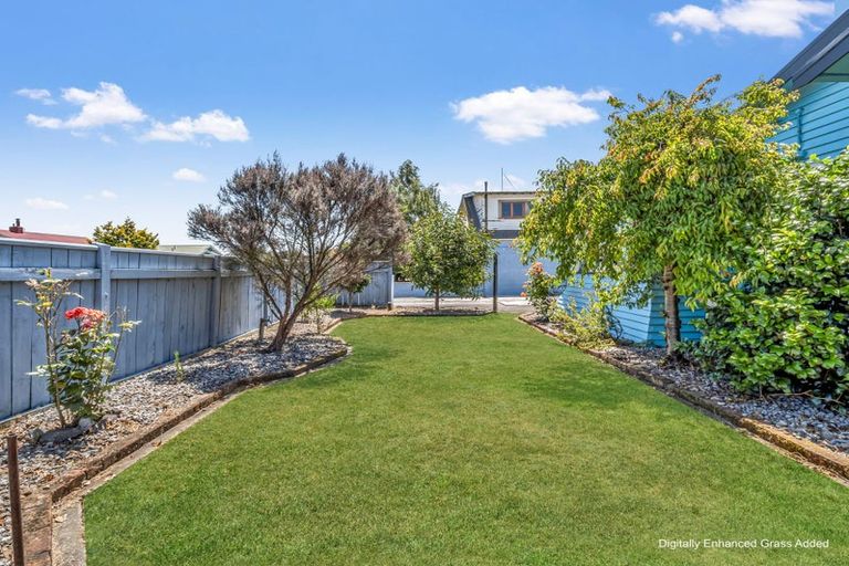 Photo of property in 93 Wood Street, Takaro, Palmerston North, 4410