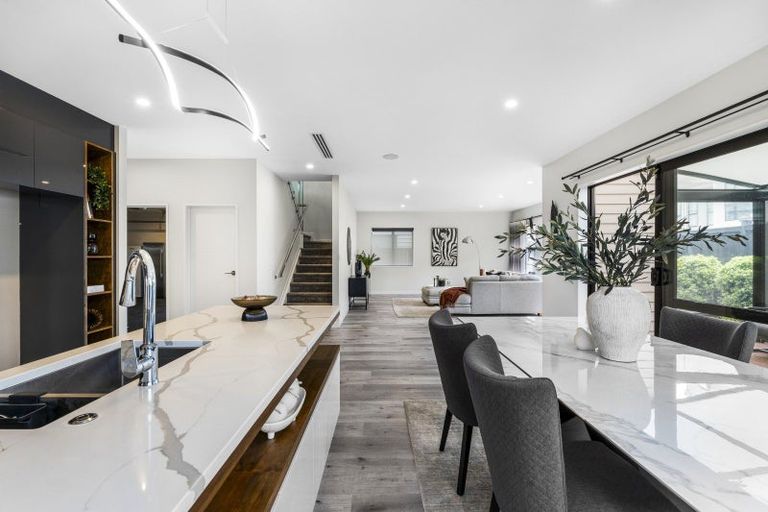 Photo of property in 7 Sager Midgley Road, Hobsonville, Auckland, 0616