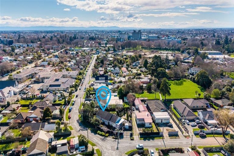 Photo of property in 16 Balgay Street, Upper Riccarton, Christchurch, 8041