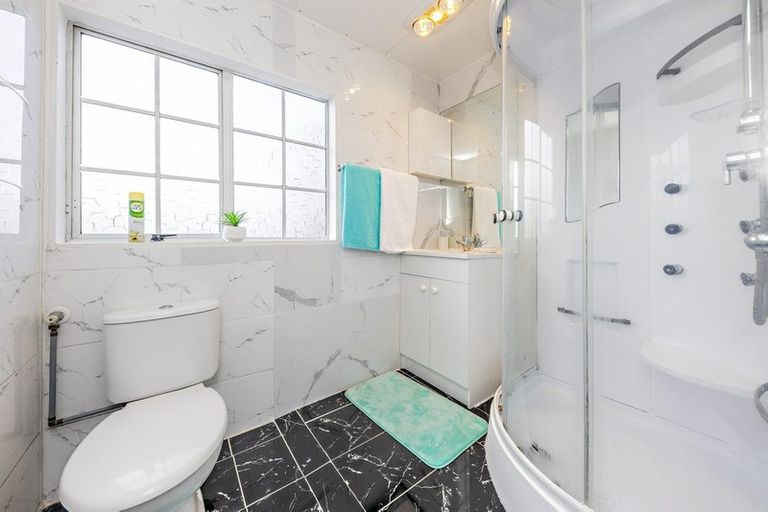 Photo of property in 3/63 Kenderdine Road, Papatoetoe, Auckland, 2025