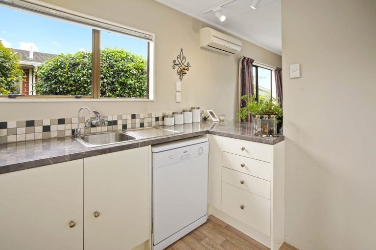 Photo of property in 2/30 Leicester Street, Stoke, Nelson, 7011