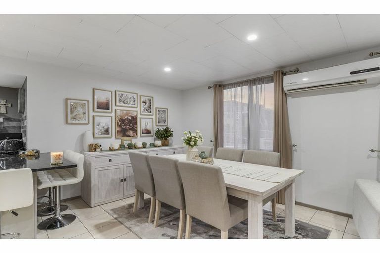Photo of property in 129 Alfriston Road, Manurewa, Auckland, 2105