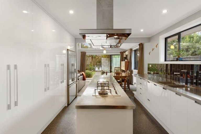 Photo of property in 129 Chester Street East, Christchurch Central, Christchurch, 8011