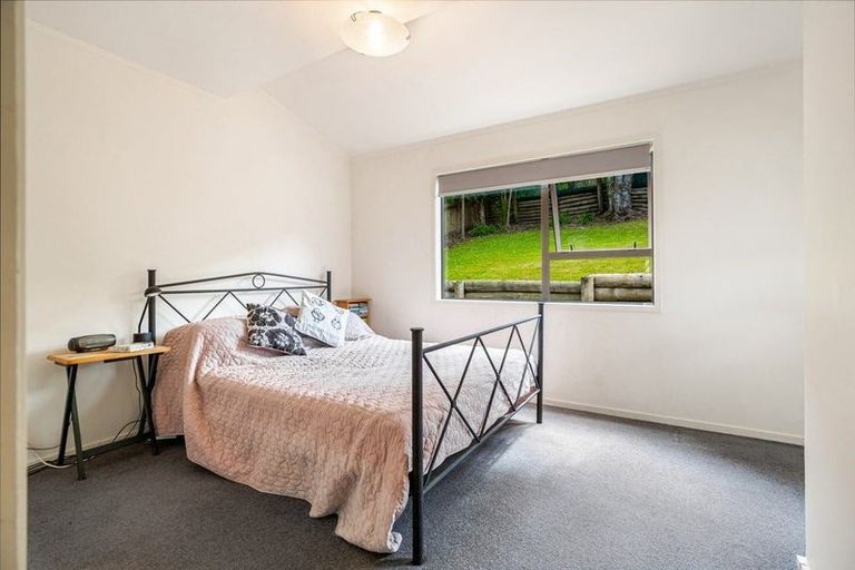 Photo of property in 2/32 Palliser Lane, Browns Bay, Auckland, 0630