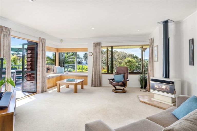 Photo of property in 25 Swann Beach Road, Stanmore Bay, Whangaparaoa, 0932